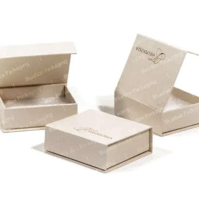 Magnetic Closure Boxes